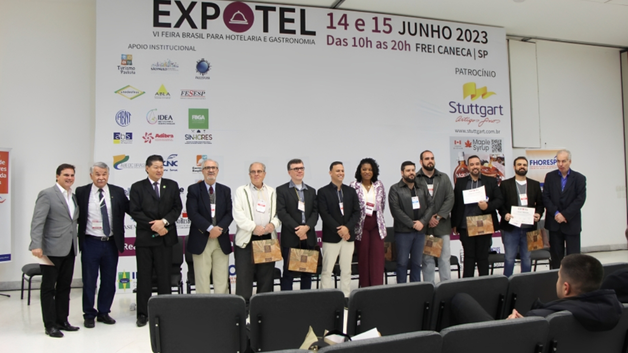 Mais uma vez, tivemos a honra de participar da Feira Expotel!